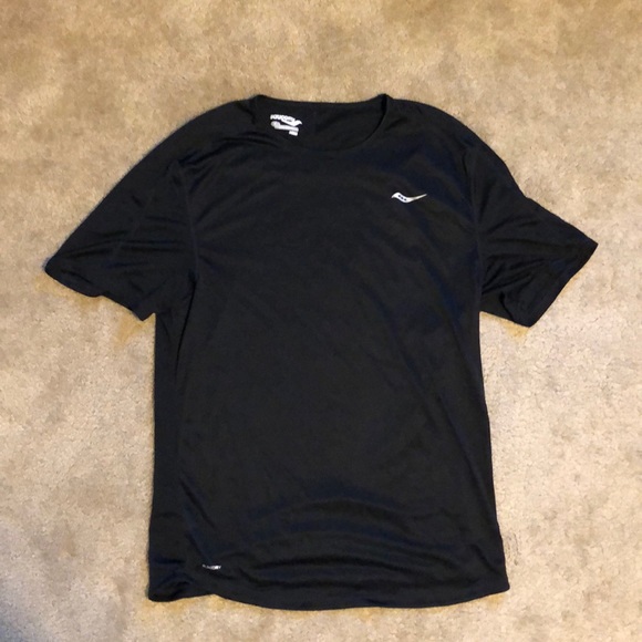 saucony running shirts